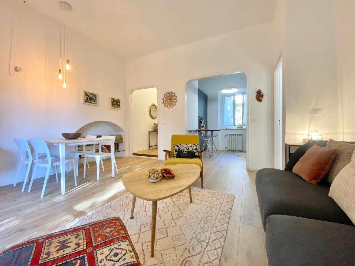 Casaviva-Stylish Trilo With Ac-Shared Pool-Parking Leilighet Genova Eksteriør bilde