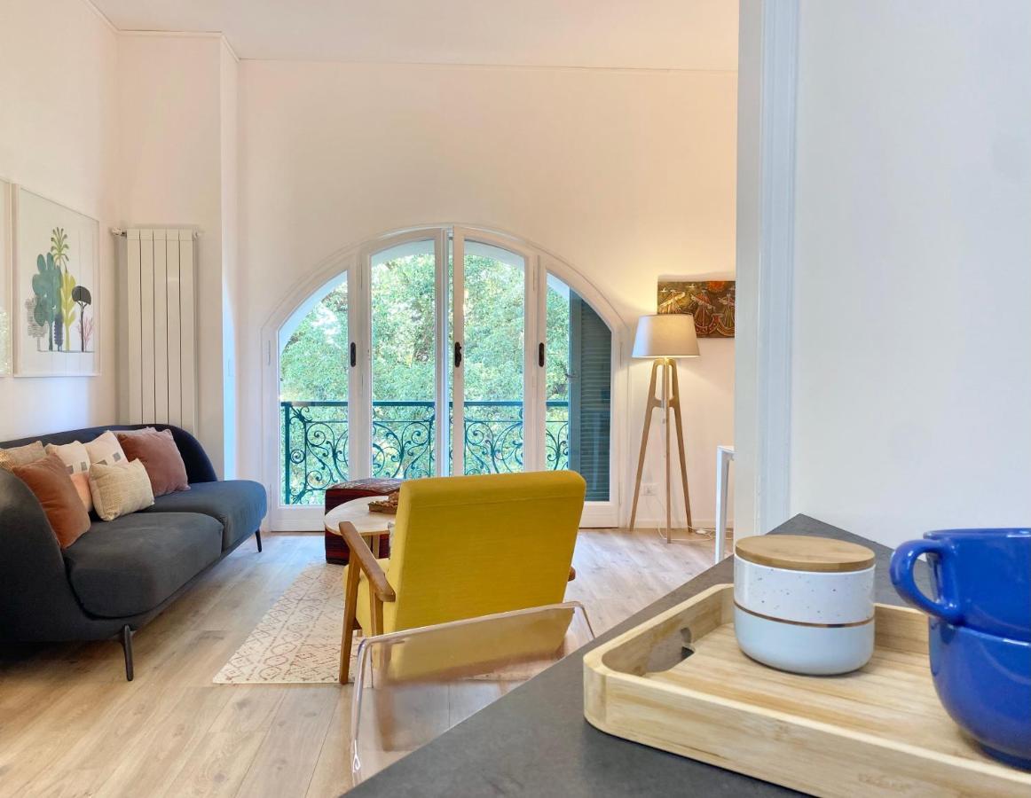 Casaviva-Stylish Trilo With Ac-Shared Pool-Parking Leilighet Genova Eksteriør bilde